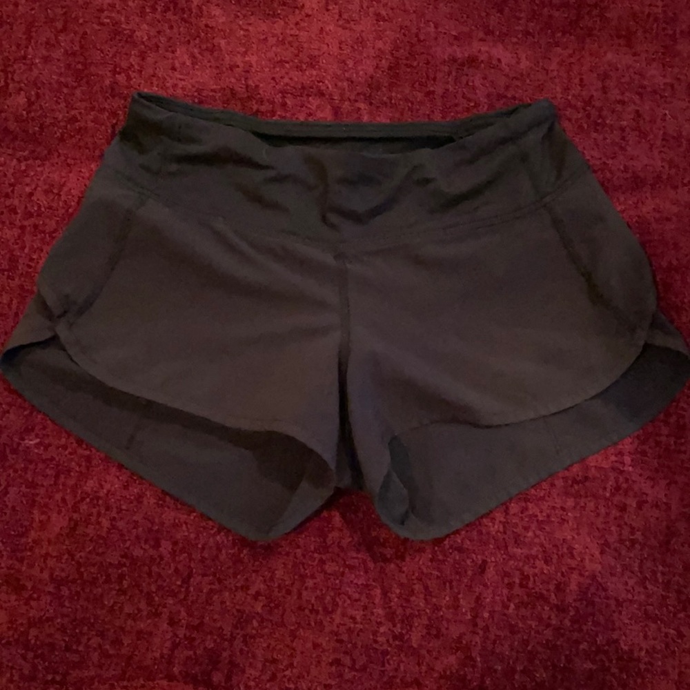 Lululemon black shorts